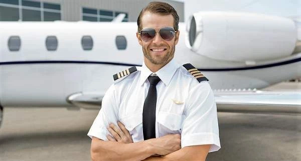 How to Become a Commercial Pilot in 2026 The Zero to Hero Blueprint