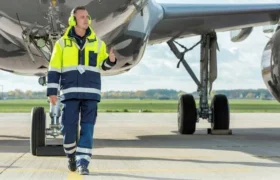 Airport Ground Staff Jobs: Benefits, Salary, and Why It’s a Great Career in the USA